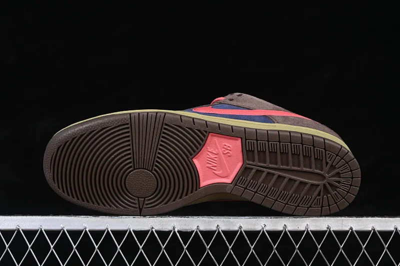 All Categories Nk SB Dunk Series Nk SB Dunk Low Low-top sneakers Nike SB Dunk Low "Baroque Brown Adobe" Retro American style low-top casual sneakers HQ1625-200